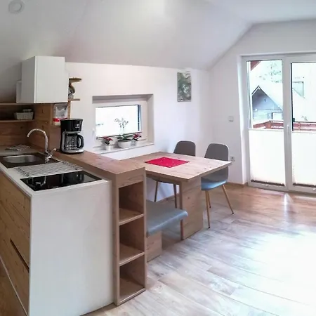 Beautiful In W/ Sauna, Wifi And 1 Bedrooms شقة *