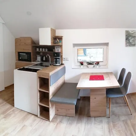 Beautiful In W/ Sauna, Wifi And 1 Bedrooms شقة *